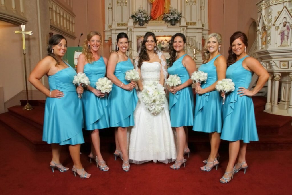 Kiley with her six bridesmaids