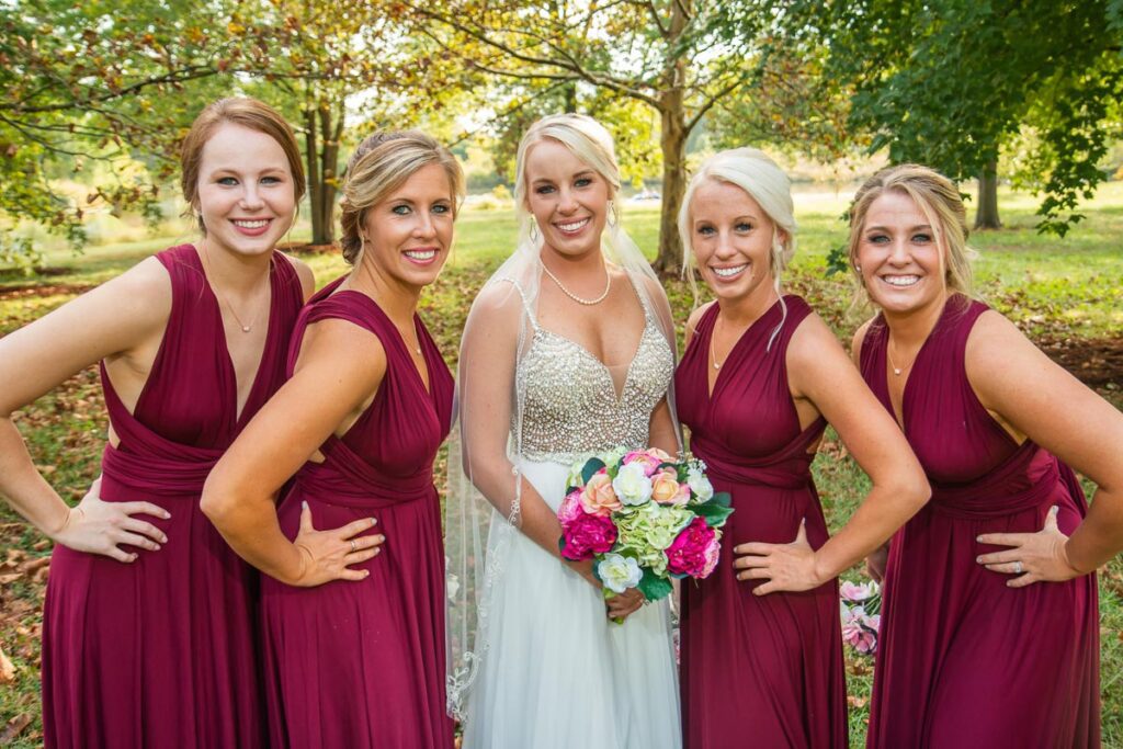 Kelley between her bridesmaids