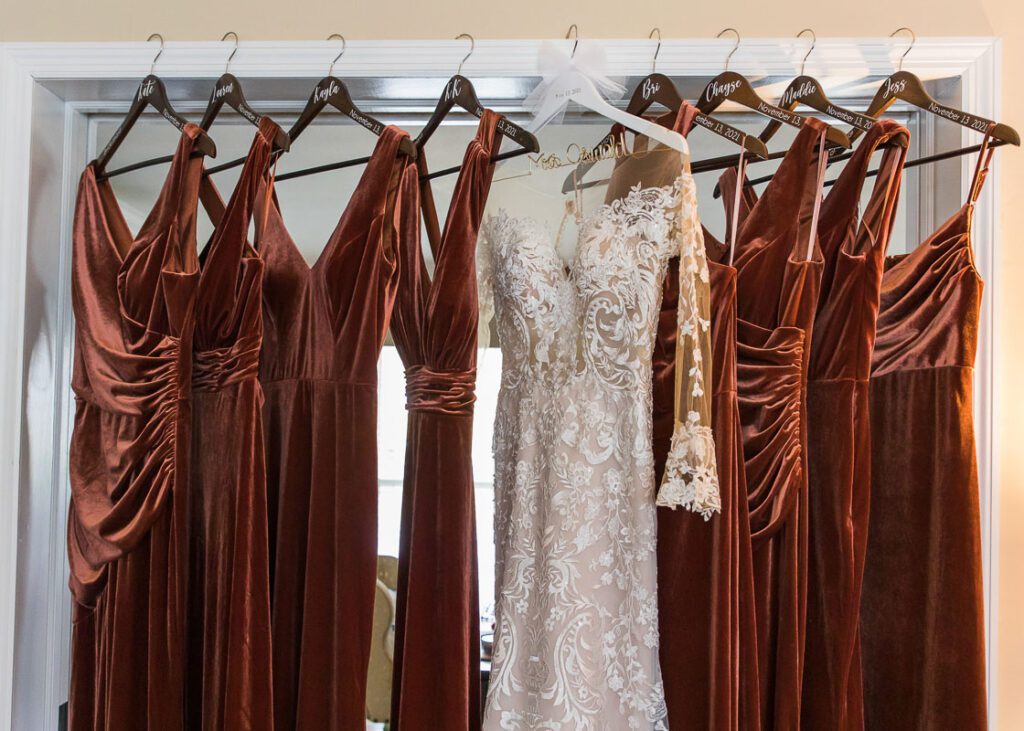 The dresses of Julia and her bridesmaids