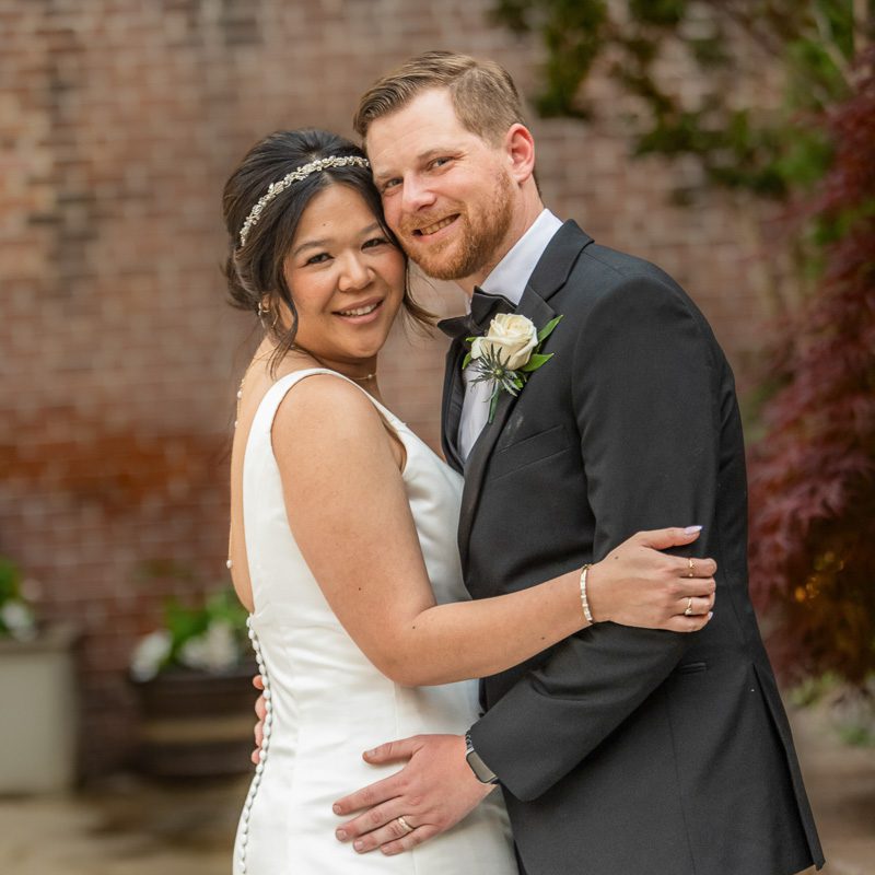 Link image into an affordable St Louis wedding photographers gallery for Sarah and Dan